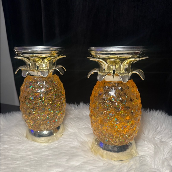 Bath and Body Works Pineapple Sparkling Candle Holders - Gold and Silver - Picture 3 of 6